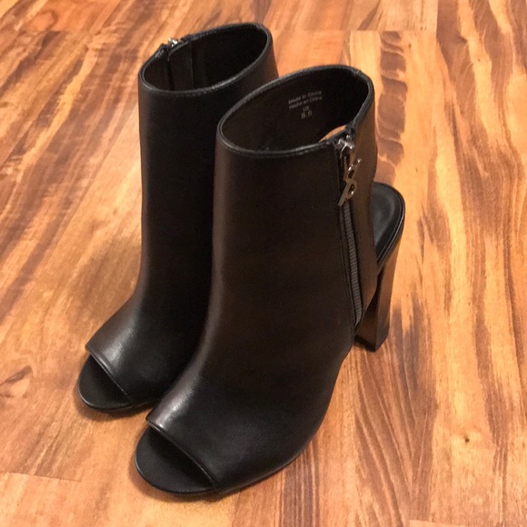 Shoes - Black Heels